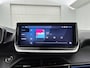 Peugeot e-208 EV 156pk GT 51 kWh Automaat | LONG Range | Navigation Pack | Alcantara Pack | Metaalkleur | Warmtepomp | 400 Km |
