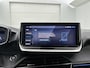 Peugeot e-208 EV 156pk GT 51 kWh Automaat | LONG Range | Navigation Pack | Alcantara Pack | Metaalkleur | Warmtepomp | 400 Km |