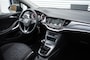 Opel Astra 1.0 Turbo 120 Jaar Edition / 1e eig. / Parkeersensoren / Navigatie / Climate Control
