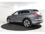 Volkswagen Touareg 3.0 TSi eHybrid 4MOTION Panorama, 360 Camera, Digital dash!
