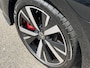 Volkswagen Golf 1.5 eHybrid GTE 272pk | Trekhaak | Led mistlampen | IQ light | Camera | Head-up | Rijklaar incl. garantie