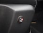 Peugeot e-2008 EV ALLURE 50 kWh + CAMERA | LED | CARPLAY | STOELVERW.