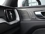 Volvo XC60 2.0 T6 R-Design 398PK AWD Long Range | Pano | H&K | Orrefors | Leder | Memory | Carplay - Android | Keyless | 360 | Trekhaak | Led | Adaptive Cruise | Stoelverwarming voor & achter | Stuurwielverwarming | Digital Dash | Dodehoek Detectie