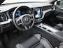 Volvo XC60 2.0 T6 R-Design 398PK AWD Long Range | Pano | H&K | Orrefors | Leder | Memory | Carplay - Android | Keyless | 360 | Trekhaak | Led | Adaptive Cruise | Stoelverwarming voor & achter | Stuurwielverwarming | Digital Dash | Dodehoek Detectie