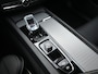 Volvo XC60 2.0 T6 R-Design 398PK AWD Long Range | Pano | H&K | Orrefors | Leder | Memory | Carplay - Android | Keyless | 360 | Trekhaak | Led | Adaptive Cruise | Stoelverwarming voor & achter | Stuurwielverwarming | Digital Dash | Dodehoek Detectie