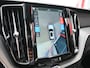 Volvo XC60 2.0 T6 R-Design 398PK AWD Long Range | Pano | H&K | Orrefors | Leder | Memory | Carplay - Android | Keyless | 360 | Trekhaak | Led | Adaptive Cruise | Stoelverwarming voor & achter | Stuurwielverwarming | Digital Dash | Dodehoek Detectie