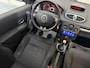 Renault Clio 1.4-16V Team Spirit Airco CarPlay APK