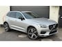 Volvo XC60 2.0 T6 Plug-in hybrid AWD R-Design | 360° | HK | ACC | Pilot | Memory | CarPlay | Trekhaak | BTW |