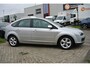 Ford Focus 1.6-16V Futura airco nieuwe apk inruil mogelijk