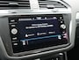 Volkswagen Tiguan 1.4 TSI eHybrid Elegance PHEV 245pk Dealer O.H. | SOH 90.3% | Adaptive Cruise | IQ Light | Camera | Blis | Stoelen & Stuur Verwarmd | Apple Carplay | DAB | Navigatie | Lane Assist | 17"L.M | Plug In Hybrid