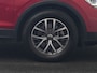Volkswagen Tiguan 1.4 TSI eHybrid Elegance PHEV 245pk Dealer O.H. | SOH 90.3% | Adaptive Cruise | IQ Light | Camera | Blis | Stoelen & Stuur Verwarmd | Apple Carplay | DAB | Navigatie | Lane Assist | 17"L.M | Plug In Hybrid