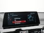 BMW X1 xDrive25e Sportline PHEV 221pk Dealer O.H | Trekhaak Afn. | Camera | Harman / Kardon | Head Up | Sporstoelen Verwarmd | Cruise Control | Carplay | Sfeerverlichting | Navigatie | DAB | 18"L.M | Plug In Hybrid |