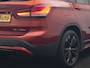 BMW X1 xDrive25e Sportline PHEV 221pk Dealer O.H | Trekhaak Afn. | Camera | Harman / Kardon | Head Up | Sporstoelen Verwarmd | Cruise Control | Carplay | Sfeerverlichting | Navigatie | DAB | 18"L.M | Plug In Hybrid |