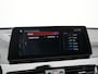 BMW X1 xDrive25e Sportline PHEV 221pk Dealer O.H | Trekhaak Afn. | Camera | Harman / Kardon | Head Up | Sporstoelen Verwarmd | Cruise Control | Carplay | Sfeerverlichting | Navigatie | DAB | 18"L.M | Plug In Hybrid |