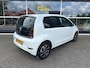 Volkswagen Up! High-Up! | Achteruitrij Camera | PDC | Cruise | Stoelverwarming |