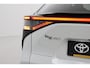 Toyota BZ4X Dynamic 71 kWh 3-fase | 16% Bijtelling | Warmtepomp | Dodehoek detectie | Apple Carplay / Android Auto | 360 camera | Stoel-/stuurverwarming | Verwarmbare voorruit | Adaptive Cruise | Keyless | 18 inch