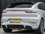 Porsche Cayenne Coupé 3.0 E-Hybrid | Sport Design | Panoramadak | 18-Wegs Memory Seats | NL-Auto | Dealeronderhouden | Achterasbesturing | Luchtvering | Bose | 360 Camera | HUD | Soft Close | Ambiance Interieur | Sport Chrono |