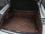 Porsche Cayenne Coupé 3.0 E-Hybrid | Sport Design | Panoramadak | 18-Wegs Memory Seats | NL-Auto | Dealeronderhouden | Achterasbesturing | Luchtvering | Bose | 360 Camera | HUD | Soft Close | Ambiance Interieur | Sport Chrono |