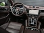 Porsche Cayenne Coupé 3.0 E-Hybrid | Sport Design | Panoramadak | 18-Wegs Memory Seats | NL-Auto | Dealeronderhouden | Achterasbesturing | Luchtvering | Bose | 360 Camera | HUD | Soft Close | Ambiance Interieur | Sport Chrono |