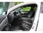 Volvo V90 2.0 T4 R Design | Pano | Trekhaak | Apple carplay | Pilot assist |