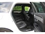 Volvo V90 2.0 T4 R Design | Pano | Trekhaak | Apple carplay | Pilot assist |
