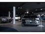 Lynk & Co 01 276PK More | Wrap Matte Charcoal | 360 Graden Camera | Harman Kardon | Panoramadak | Elektrisch bedienbare voorstoel met geheugen | Keyless Entry | Getint glas | Adaptieve Cruise Control | Dodehoekassistent | Sfeerverlichting | Stuurwielverwarming | Stoelverwarming