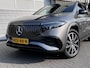Mercedes-Benz EQA 250+ AMG Line | Night Pakket | Panoramadak | Dodehoekassistent | Sierdelen Lindenhout Zwart | Apple CarPlay | Android Auto | Advanced Sound System | Stoelverwarming | Sfeerverlichting | Achteruitrijcamera | Elektrisch Inklapbare Buitenspiegels