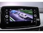 Volkswagen T-Roc 1.0 TSI Life 110pk, Adaptive cruise control, Trekhaak, Climate control, Parkeersensoren, LED koplampen, App-connect, DAB-radio