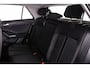Volkswagen T-Roc 1.0 TSI Life 110pk, Adaptive cruise control, Trekhaak, Climate control, Parkeersensoren, LED koplampen, App-connect, DAB-radio