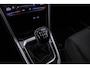 Volkswagen T-Roc 1.0 TSI Life 110pk, Adaptive cruise control, Trekhaak, Climate control, Parkeersensoren, LED koplampen, App-connect, DAB-radio