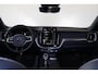 Volvo XC60 T6 Recharge AWD Plus Black Edition - Panorama/schuifdak - IntelliSafe Assist & Surround - 360º Camera - Harman Kardon audio - Verwarmde voorstoelen, stuur & achterbank - Parkeersensoren voor & achter - Elektr. bedienb. voorstoelen met geheugen - Head up display - Draadloze tel. lader - Extra getint glas - 21' LMV