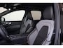 Volvo XC60 T6 Recharge AWD Plus Black Edition - Panorama/schuifdak - IntelliSafe Assist & Surround - 360º Camera - Harman Kardon audio - Verwarmde voorstoelen, stuur & achterbank - Parkeersensoren voor & achter - Elektr. bedienb. voorstoelen met geheugen - Head up display - Draadloze tel. lader - Extra getint glas - 21' LMV