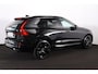 Volvo XC60 T6 Recharge AWD Plus Black Edition - Panorama/schuifdak - IntelliSafe Assist & Surround - 360º Camera - Harman Kardon audio - Verwarmde voorstoelen, stuur & achterbank - Parkeersensoren voor & achter - Elektr. bedienb. voorstoelen met geheugen - Head up display - Draadloze tel. lader - Extra getint glas - 21' LMV
