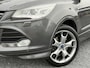 Ford Kuga 1.5 Titanium Plus 4WD ✓2e Eigenaar✓Camera✓183pk✓Trekhaak✓Leder✓Stoelverw✓Navi✓Clima✓Cruise✓Pdc V+A✓Elekt Stoelen✓Dodehoeksensor✓Net beurt gehad✓19''Lm velgen✓N.A.P✓Apk tot 08-2027