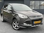 Ford Kuga 1.5 Titanium Plus 4WD ✓2e Eigenaar✓Camera✓183pk✓Trekhaak✓Leder✓Stoelverw✓Navi✓Clima✓Cruise✓Pdc V+A✓Elekt Stoelen✓Dodehoeksensor✓Net beurt gehad✓19''Lm velgen✓N.A.P✓Apk tot 08-2027