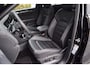 Volkswagen T-Roc 1.5 TSI R-Line Leer | Pano | Camera