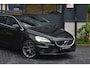 Volvo V40 2.0 T2 R-Design Nieuwe riem | Cruise Control | Parkeersensoren | Stoelverwarming