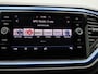 Volkswagen T-Roc 1.0 TSI Style | PANORAMADAK | DIGITAAL DASHBOARD | PARKEERSENSOREN | NAVIGATIE | STOELVERWARMING | CLIMATE CONTROL | APPLE CARPLAY / ANDROID AUTO |