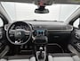 Citroën C3 Origins 82pk | Navigatie | Climate Control | Cruise Control | Parkeersensoren | Bluetooth | DAB+ radio | Apple Carplay / Android Auto | Elektrisch inklapbare spiegels | Automatisch dimlicht | Regensensor | Multifunctioneel lederen stuurwiel | Trekhaak | Afwijkende dakkleur | Donker getint glas | 17" lichtmetalen velgen |