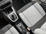 Citroën C3 Origins 82pk | Navigatie | Climate Control | Cruise Control | Parkeersensoren | Bluetooth | DAB+ radio | Apple Carplay / Android Auto | Elektrisch inklapbare spiegels | Automatisch dimlicht | Regensensor | Multifunctioneel lederen stuurwiel | Trekhaak | Afwijkende dakkleur | Donker getint glas | 17" lichtmetalen velgen |