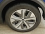 Kia Niro EV E-Niro 64 kWh 204pk DynamicLine | SOH 100% | Warmtepomp | Fase 3 | Half Leder/Stof | ACC | Navi | CarPlay | Camera | PDC | 17"