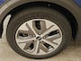 Kia Niro EV E-Niro 64 kWh 204pk DynamicLine | SOH 100% | Warmtepomp | Fase 3 | Half Leder/Stof | ACC | Navi | CarPlay | Camera | PDC | 17"