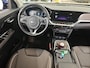 Kia Niro EV E-Niro 64 kWh 204pk DynamicLine | SOH 100% | Warmtepomp | Fase 3 | Half Leder/Stof | ACC | Navi | CarPlay | Camera | PDC | 17"