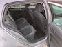 Volkswagen Golf 1.0 TSI Comfortline Business I Camera I ACC I Carplay I Massagestoel I Trekhaak I Clima I Stoelvw I Alcantera