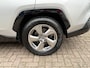 Toyota RAV4 2.5 Hybrid 218pk CVT Bi-Tone/ Alarm klasse 3/ Afneembare trekhaak/ All season banden/ Apple Carplay/ Adaptieve cruise/ 1 Eigenaar/ Origineel NL/ NAP