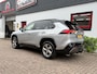 Toyota RAV4 2.5 Hybrid 218pk CVT Bi-Tone/ Alarm klasse 3/ Afneembare trekhaak/ All season banden/ Apple Carplay/ Adaptieve cruise/ 1 Eigenaar/ Origineel NL/ NAP