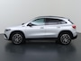 Mercedes-Benz EQA 250 Business Solution Luxury 67 kWh | AMG | Night | Trekhaak | Panoramadak | Headup |