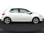Toyota Auris 1.8 Full Hybrid Executive | Half leder | Navigatie | parkeer sensoren |