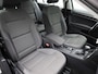 Volkswagen E-Golf E-DITION 136 PK| Origineel Nederlands | Navigatie | Parkeersensoren | Digitale Cockpit | Adaptieve Cruise Control | 17 Inch Velgen