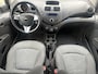 Chevrolet Spark 1.0 16V LS /apk 01-09-2027/Onderhoudsbeur/All season banden/Nieuwe koppeling/5 Drs